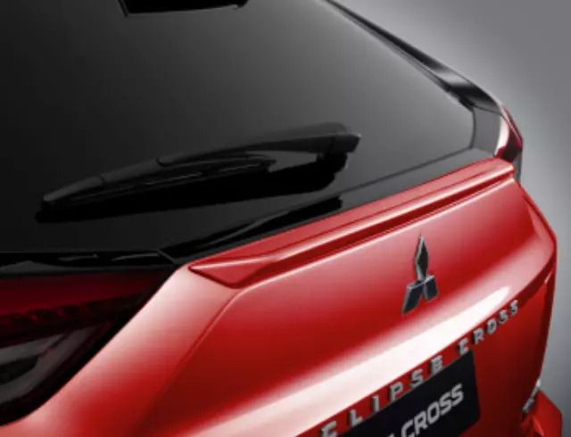 Mitsubishi Tailgate Lip Spoiler - Red (P62) MZ576862EX